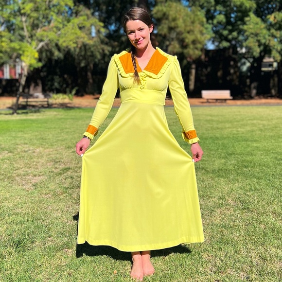 1970s Buttercup Poly & Velveteen Maxi Dress - Picture 8 of 8
